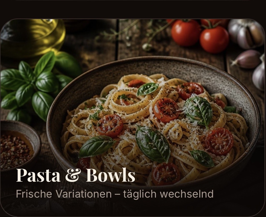 Pasta und Bowls mit frischen Zutaten